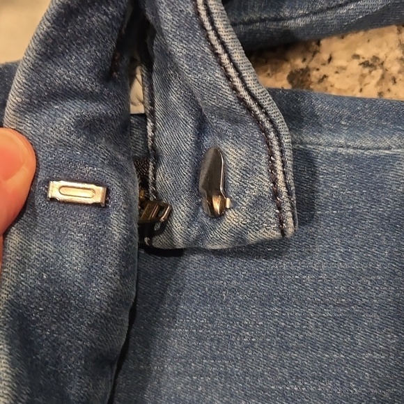 FRANK & EILEEN  WICKLOW  ITALIAN PERFORMANCE ANKLE JEANS. SIZE 6. - Picture 8 of 11